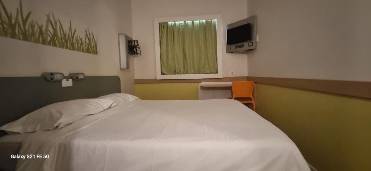 Ibis Budget Nao Me Toque Nao-Me-Toque Екстер'єр фото